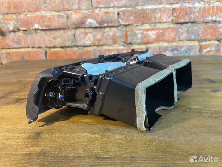 Дефлектор воздушный Bmw 5 F10 N55B30 2011