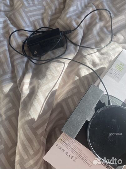 Fast Wireless Charging Беспроводная зарядка Mophie
