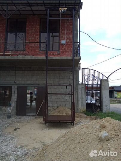 Изготовление и установка грузовых лифтов