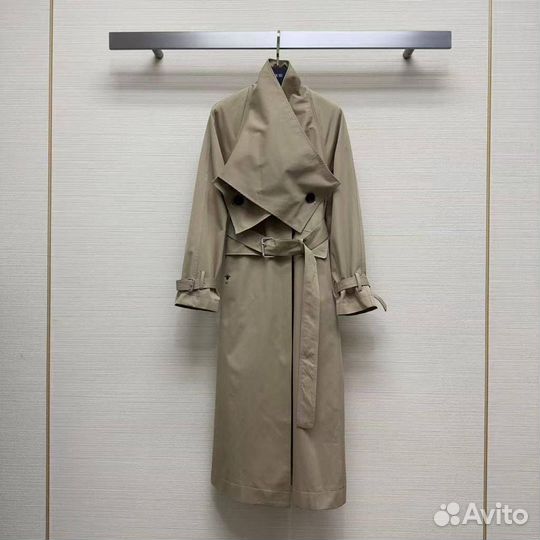 Роскошный плащ dior