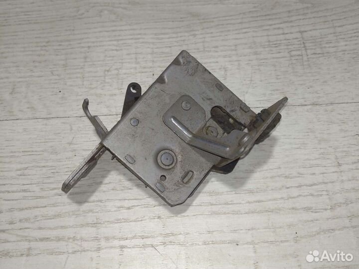 Защелка задней двери Форд Транзит