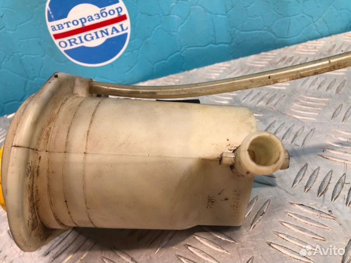 Бачок гура Fiat Albea