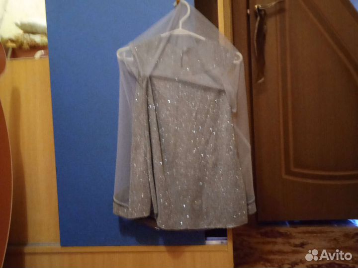 Праздничное блестящее платье