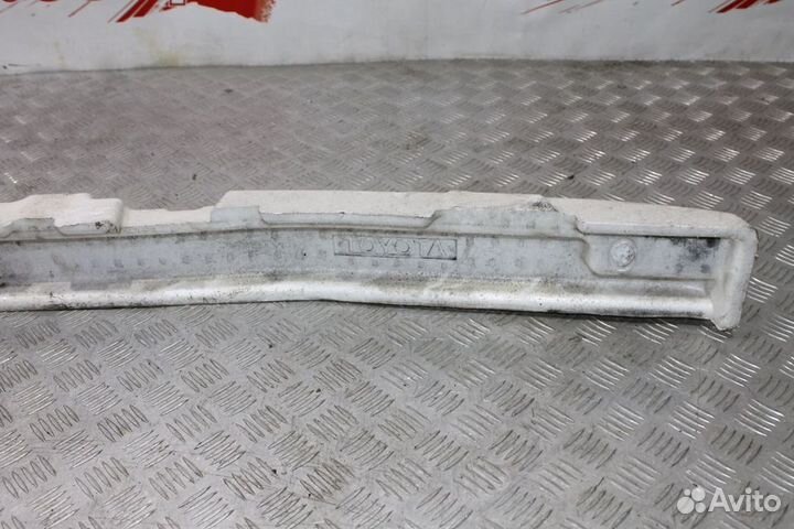Наполнитель переднего бампера Toyota Prius 20