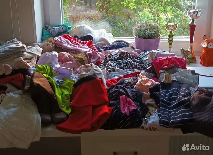 Пакет вещей на девочку.Размер 98-128