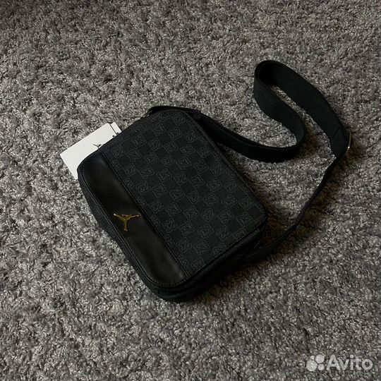 Сумка Jordan Monogram Bag