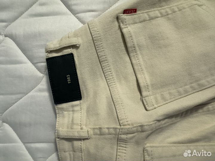 Джинсы женские