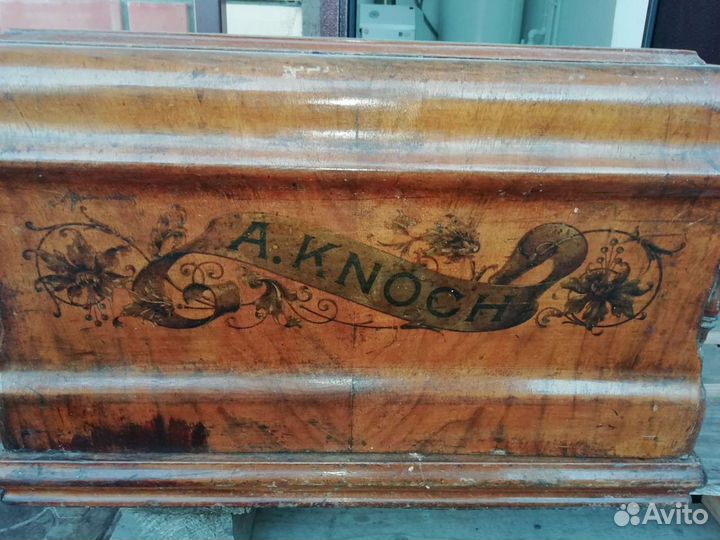 Швейная машина