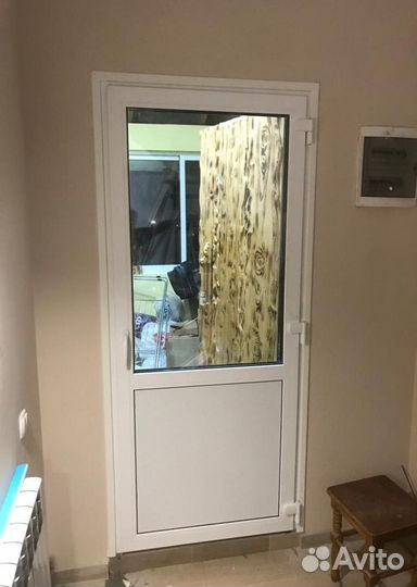 Пластиковые двери с гарантией