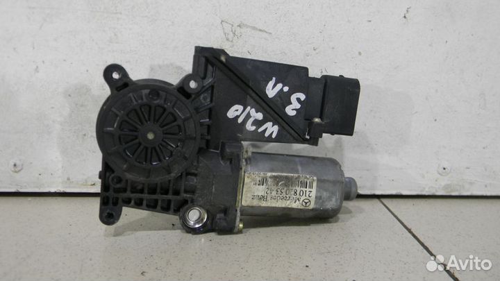 Моторчик заднего левого стеклоподъемника