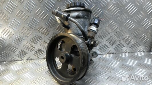 Насос гу дизельный toyota avensis T25 (89U17BT01)