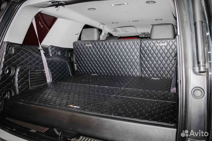3D коврики в багажник Cadillac Escalade 2020