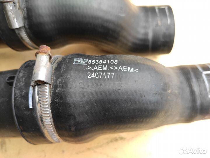 Патрубок интеркулера Z20LER Z20LEL на Opel Astra H