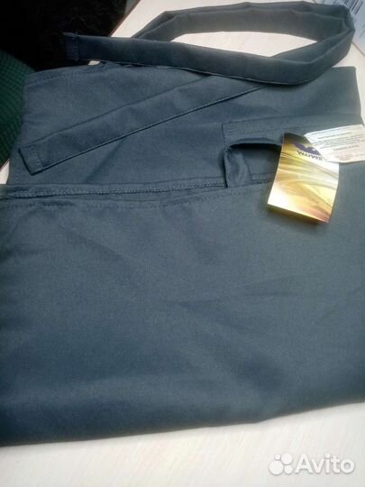 Фартук для мастера маникюра