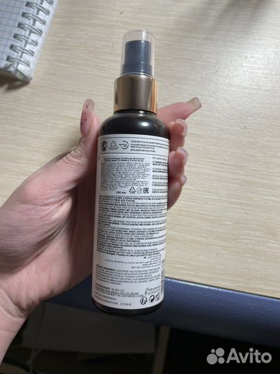 Спрей для фиксации макияжа makeup revolution