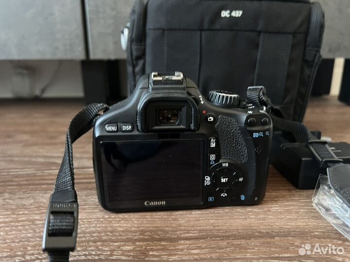 Зеркальный фотоаппарат canon 550d