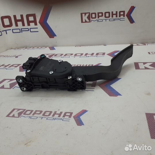 Педаль акселераора в сборе