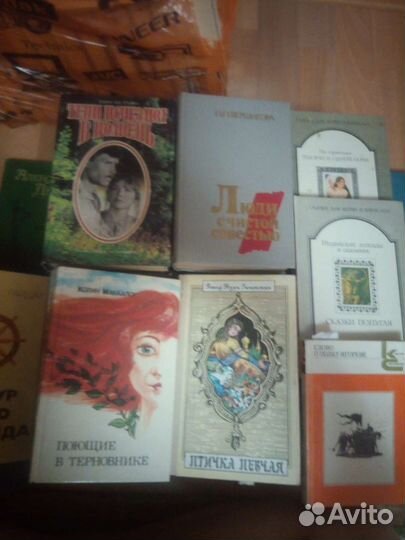 Книги. Детективы, классика, любовные романы