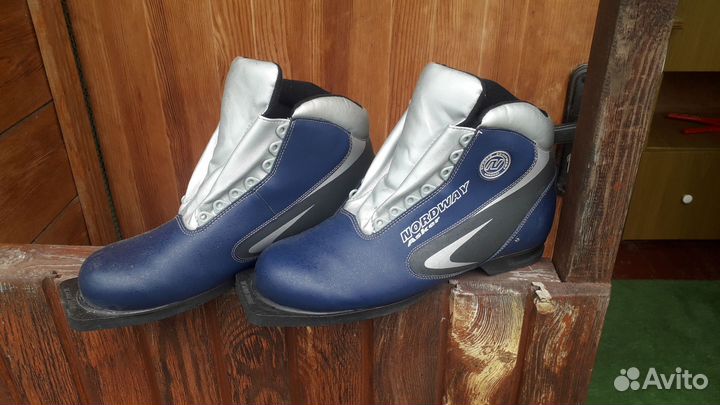 Лыжные ботинки nordway 45 р