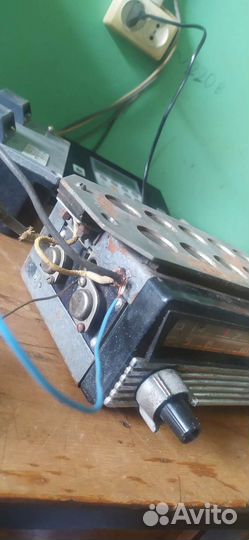 Автомобильный радиоприемник СССР