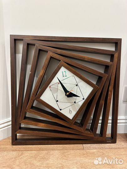 Настенные часы