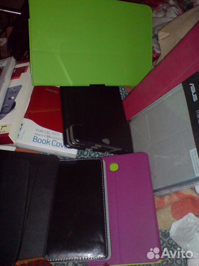 Чехлы для планшетов