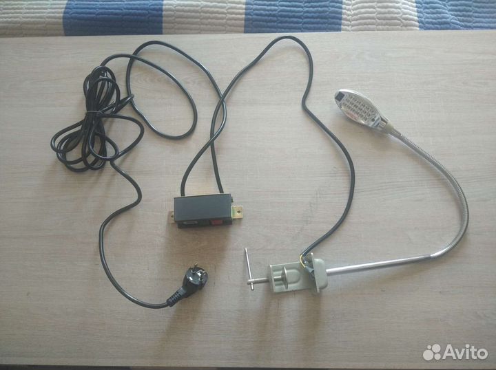 Лампа для швейной машины