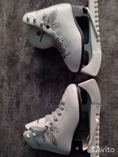 Коньки фигурные