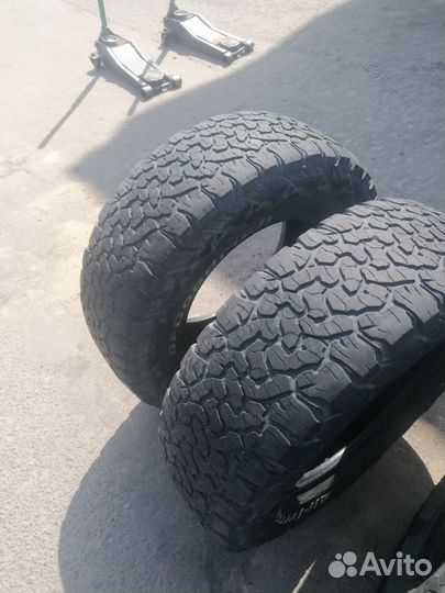 Bfgoodrich All-Terrain T/A KO2 265/70 R17