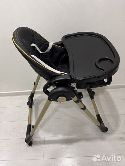 Детский стульчик для кормления