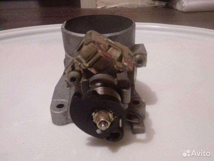 Дроссельная заслонка Ford Focus 1