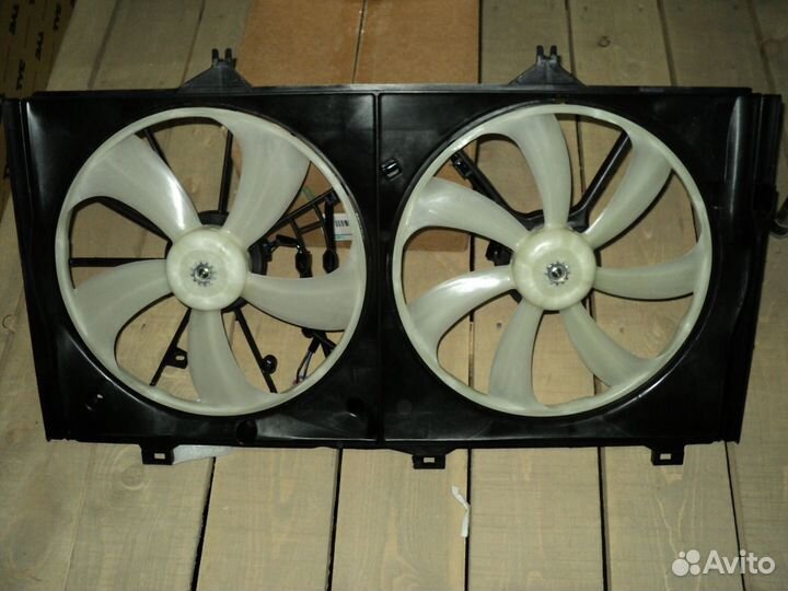 Toyota Camry 40 2006 вентилятор охлаждения Камри