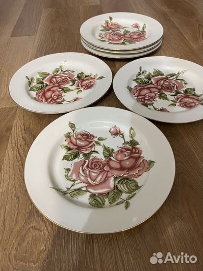 Тарелки корейская роза Лефард