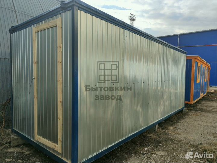 Блок контейнеры металлические. Вагончики для проживания