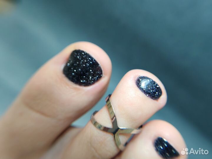 Маникюр и педикюр