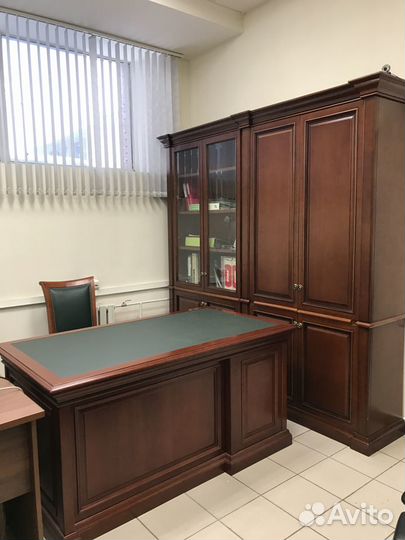Продаю мебель для кабинета