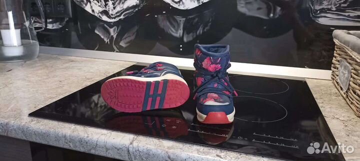 Дутики детские adidas
