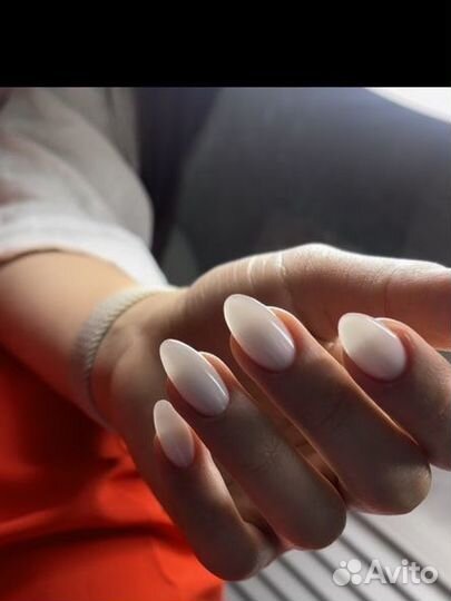 Маникюр и педикюр