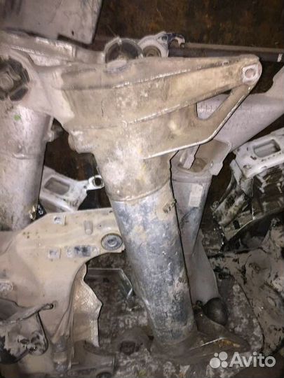 Задняя балка голая Citroen C5, 01-08 г. Ситроен С5