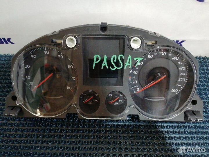 Панель приборов Volkswagen Passat