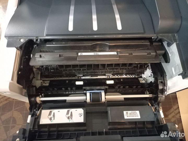 Принтер А3 HP laserjet 700 m712