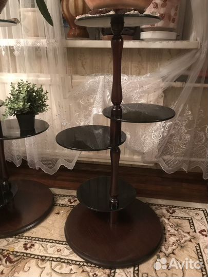 Интерьерные стойки для цветов