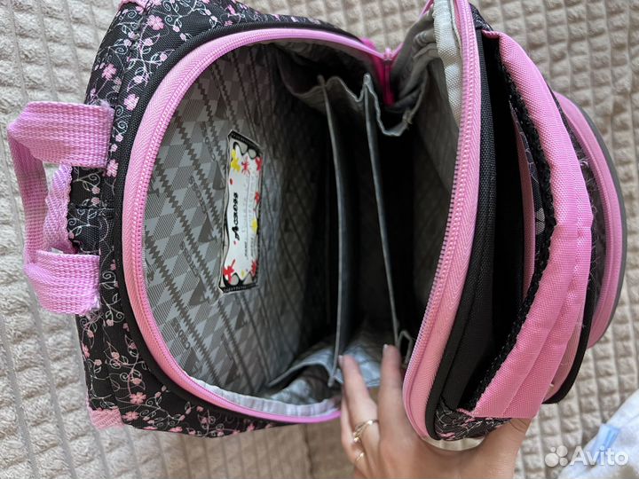 Рюкзак школьный