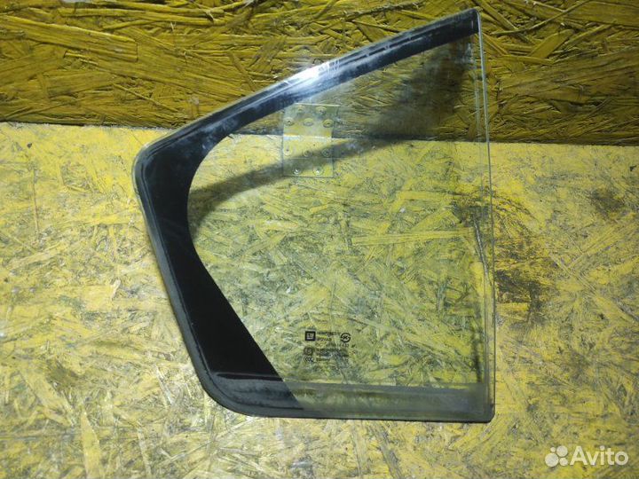 Форточка двери задняя правая Chevrolet Cruze J300