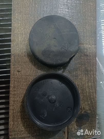 Заглушки фар Renault logan 2