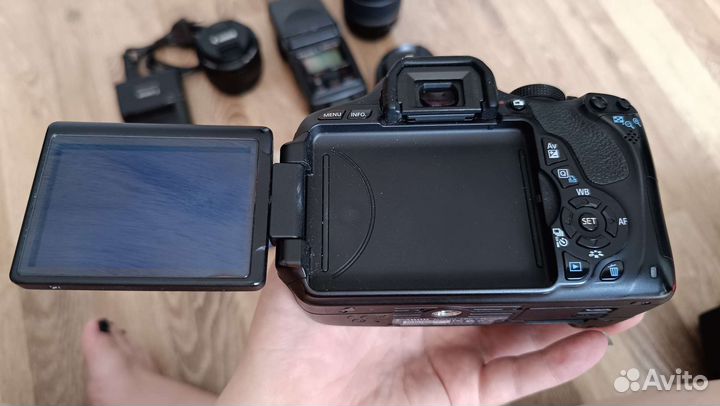 Фотоаппарат Canon 600d, вспышка, 3 объектива
