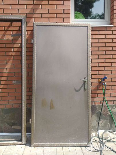 Дверь входная