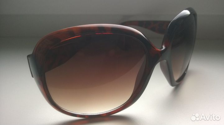 Очки солнечные леопардовые новые