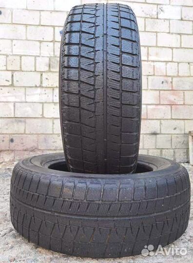 Bridgestone Blizzak Revo GZ 215/60 R16 95S