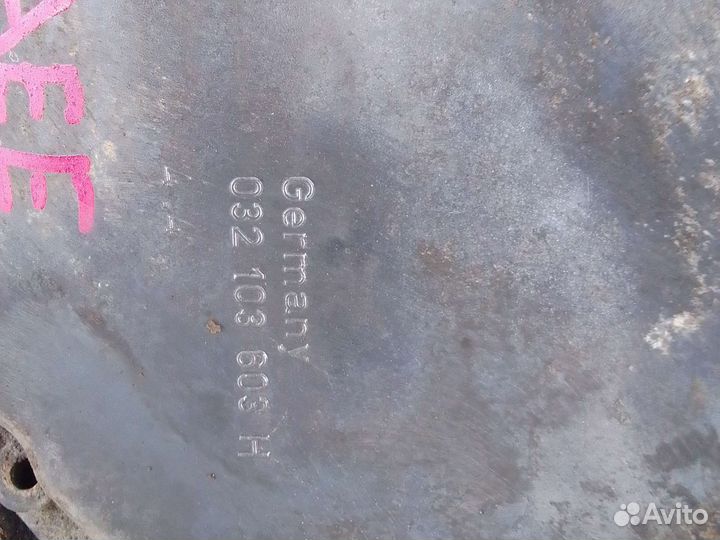 Поддон Volkswagen 032103603H